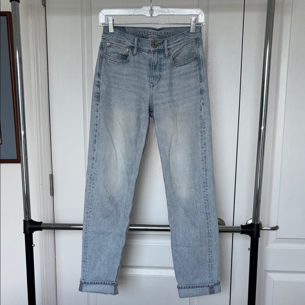 American Eagle Outfitters Light Blue Denim Jeans